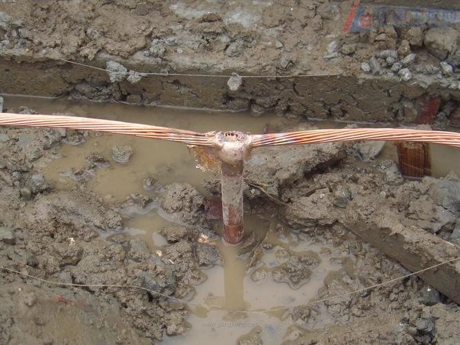 Beyond traditional grounding: How exothermic welding creates a permanent, highly conductive connection